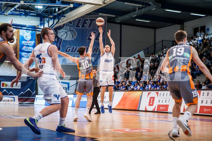 Basketball, Admiral Basketball Superliga 2019/20, Grunddurchgang 16.Runde, Oberwart Gunners, Klosterneuburg Dukes, Sebastian Käferle (7) Basketball, Admiral Basketball Superliga 2019/20, Grunddurchgang 16.Runde, Oberwart Gunners, Klosterneuburg Dukes, Sebastian Käferle (7)