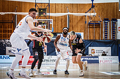 Basketball, bet-at-home Basketball Superliga 2020/21, Grunddurchgang, 4. Runde, Oberwart Gunners, Raiffeisen Flyers Wels, Dominik Simmel (8)