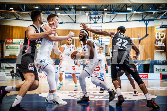 Basketball, bet-at-home Basketball Superliga 2020/21, Grunddurchgang, 4. Runde, Oberwart Gunners, Raiffeisen Flyers Wels, Quincy Diggs (13)