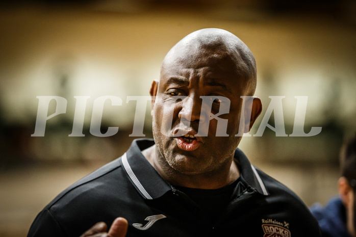 Basketball, Basketball Zweite Liga, Grunddurchgang 17.Runde, Mattersburg Rocks, Fürstenfeld Panthers, James WILLIAMS (Headcoach)