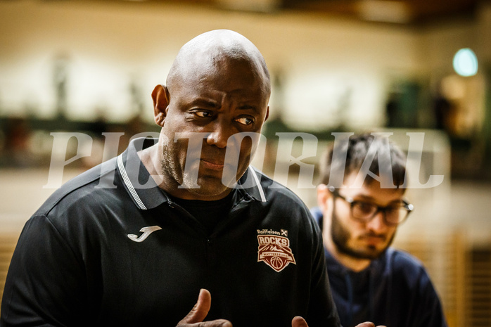 Basketball, Basketball Zweite Liga, Grunddurchgang 17.Runde, Mattersburg Rocks, Fürstenfeld Panthers, James WILLIAMS (Headcoach)