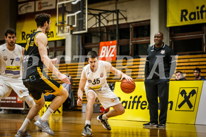 Basketball, Basketball Zweite Liga, Grunddurchgang 17.Runde, Mattersburg Rocks, Fürstenfeld Panthers, Ivan Begic (35)