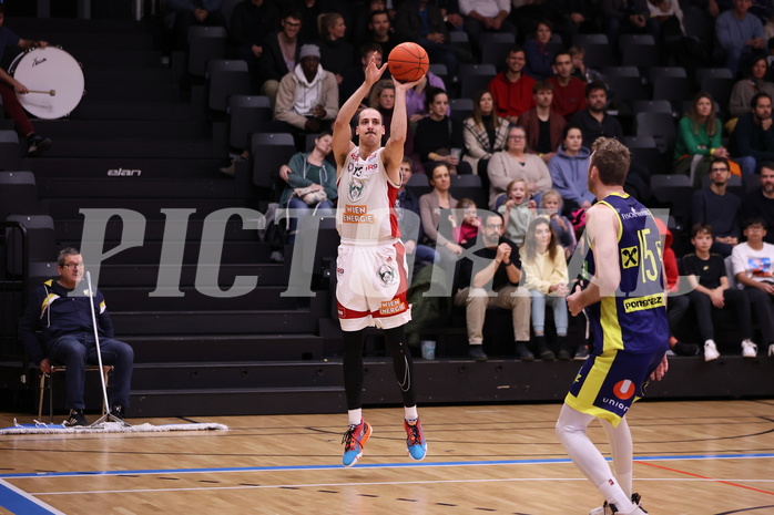 04.12.2022, Graz, Raiffeisen Sportpark Graz, Basketball Superliga 2022/23, Grunddurchgang, Runde 9, UBSC Raiffeisen Graz vs. BC GGMT Vienna 