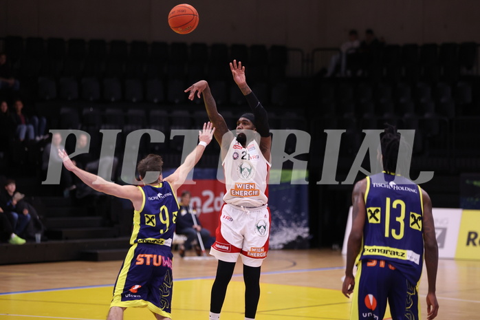 04.12.2022, Graz, Raiffeisen Sportpark Graz, Basketball Superliga 2022/23, Grunddurchgang, Runde 9, UBSC Raiffeisen Graz vs. BC GGMT Vienna 