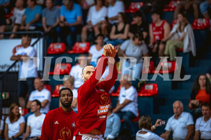 Basketball, Win2Day Superliga 2022/23, Playoff, Finale Spiel 4, BC Vienna, Gmunden Swans, Enis Murati (44)