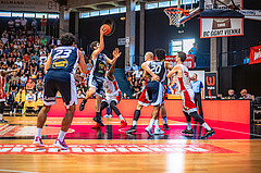 Basketball, Win2Day Superliga 2022/23, Playoff, Finale Spiel 4, BC Vienna, Gmunden Swans, Toni Blazan (10)