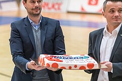Basketball, ABL 2016/17, Grunddurchgang 19.Runde, Oberwart Gunners, BC Vienna, Ehrung Ehrenpräsident Hans Hadek 80. Geburtstag