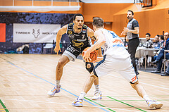 Basketball, Basketball Austria Cup 2022/23, Viertelfinale, Vienna Timberwolves, Gmunden Swans, Dominic Green (1), Jakob Lohr (12)