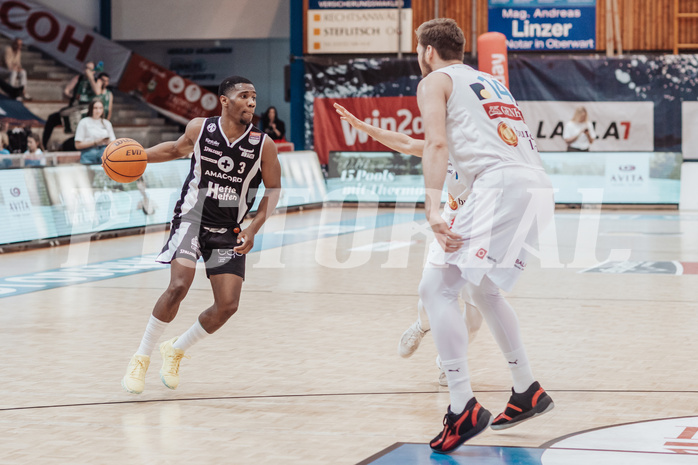 Basketball, Basketball Superliga 2023/24 , Qualifikationsrunde 10, Oberwart Gunners, Kapfenberg Bulls, Reudale Shamaar Williams (3), Daniel Koeppel (14)