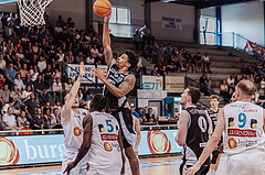 Basketball, Basketball Superliga 2023/24 , Qualifikationsrunde 10, Oberwart Gunners, Kapfenberg Bulls, Sebastian Kaeferle (7), Urald King (20), Shaquille Rombley (5)