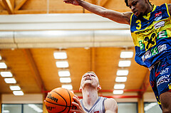 Basketball, win2day Basketball Superliga 2023/24, 10.Plazierungsrunde, Traiskirchen Lions, UBSC Graz, Edgars Lasenbergs (25)