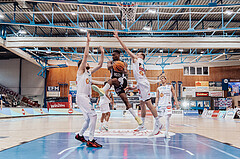 Basketball, Basketball Superliga 2023/24 , Qualifikationsrunde 10, Oberwart Gunners, Kapfenberg Bulls, Daniel Koeppel (14), Reudale Shamaar Williams (3), Edi Patekar (9)