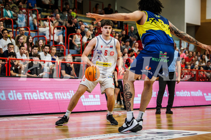 Basketball, win2day Basketball Superliga 2023/24, 10.Plazierungsrunde, Traiskirchen Lions, UBSC Graz, Aleksej Kostic (6)