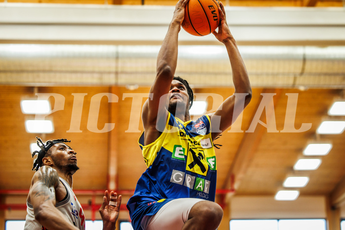 Basketball, win2day Basketball Superliga 2023/24, 10.Plazierungsrunde, Traiskirchen Lions, UBSC Graz, Jalen Shaw (6)