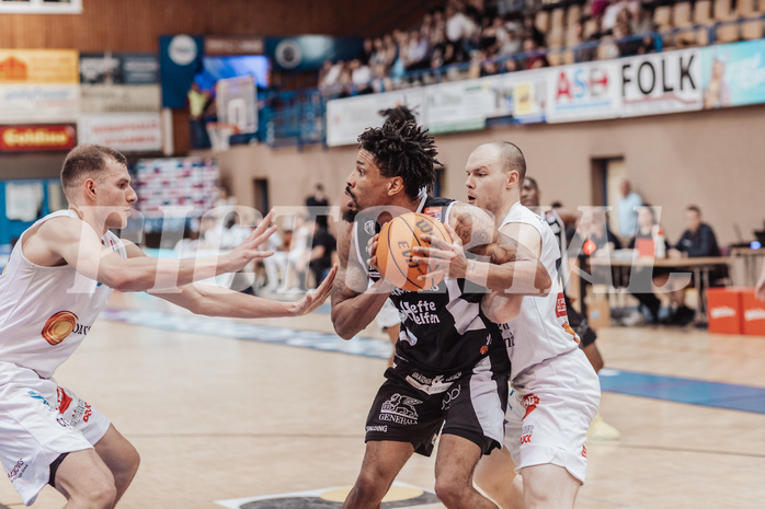 Basketball, Basketball Superliga 2023/24 , Qualifikationsrunde 10, Oberwart Gunners, Kapfenberg Bulls, Edi Patekar (9), Urald King (20), Sebastian Kaeferle (7)
