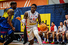 Basketball, win2day Basketball Superliga 2023/24, 10.Plazierungsrunde, Traiskirchen Lions, UBSC Graz, Davon Clare (5)