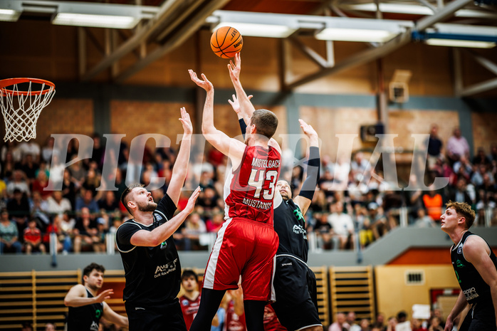 Basketball, Basketball Zweite Liga 2023/24, Playoff, Finale Spiel 1, Mistelbach Mustangs, Union Deutsch Wagram Aligators, Jakub Jokl (43)