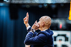 Basketball, Win2Day Superliga 2024/25, Grunddurchgang 20.Runde, BC Vienna, Kapfenberg Bulls, Klym Artamonov (Head Coach)