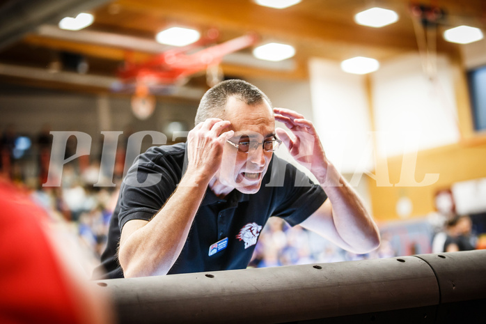 Basketball, bet-at-home Basketball Superliga 2021/22, Grunddurchgang 1.Runde, Traiskirchen Lions, Oberwart Gunners, Nenad Josipovic (Head Coach)