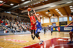 Basketball, bet-at-home Basketball Superliga 2021/22, Grunddurchgang 1.Runde, Traiskirchen Lions, Oberwart Gunners, Aaron Michael Falzon (13)