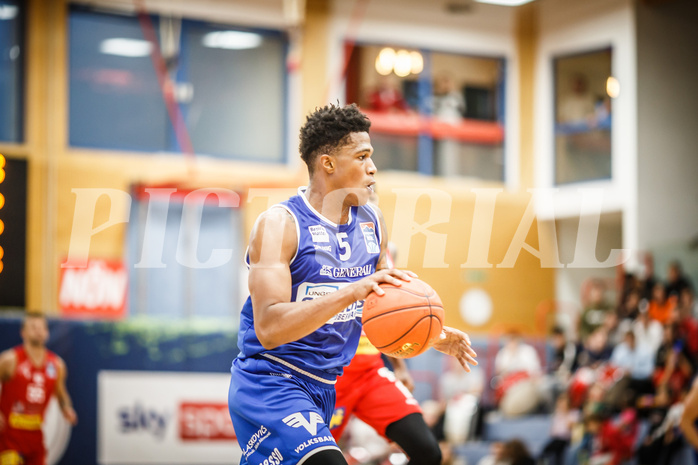 Basketball, bet-at-home Basketball Superliga 2021/22, Grunddurchgang 1.Runde, Traiskirchen Lions, Oberwart Gunners, Rob Howard (5)