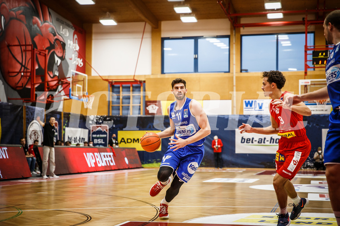 Basketball, bet-at-home Basketball Superliga 2021/22, Grunddurchgang 1.Runde, Traiskirchen Lions, Oberwart Gunners, Ioannis Chatzinikolas (11)