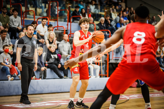 Basketball, bet-at-home Basketball Superliga 2021/22, Grunddurchgang 1.Runde, Traiskirchen Lions, Oberwart Gunners, Aron Hoffer-Toth (4)
