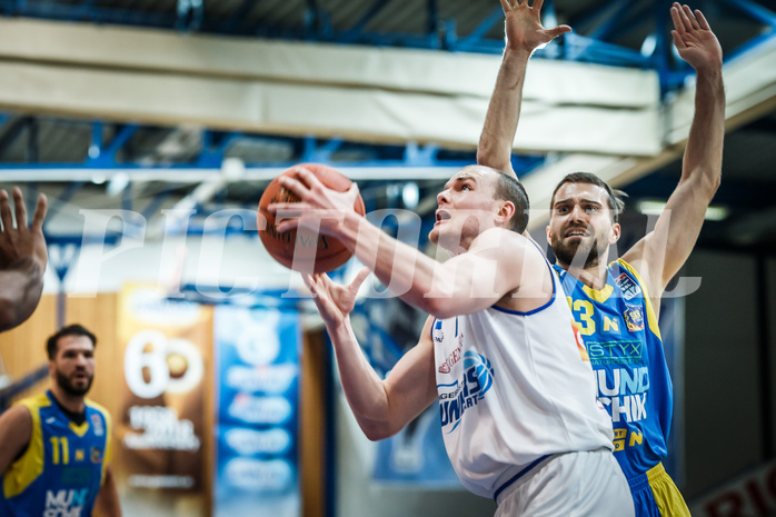 Basketball, bet-at-home Basketball Superliga 2021/22, Platzierungsrunde Spiel 4, Oberwart Gunners, SKN St. Pölten, Sebastian Käferle (7)