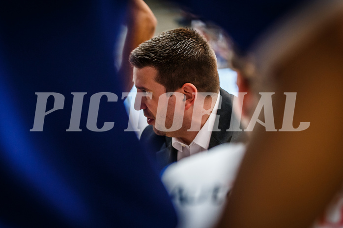 Basketball, bet-at-home Basketball Superliga 2021/22, Platzierungsrunde Spiel 4, Oberwart Gunners, SKN St. Pölten, Horst Leitner (Coach)