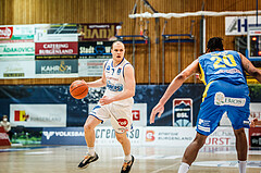 Basketball, bet-at-home Basketball Superliga 2021/22, Platzierungsrunde Spiel 4, Oberwart Gunners, SKN St. Pölten, Sebastian Käferle (7)