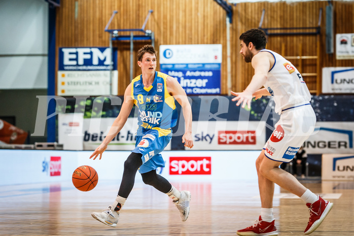 Basketball, bet-at-home Basketball Superliga 2021/22, Platzierungsrunde Spiel 4, Oberwart Gunners, SKN St. Pölten, Roman Jagsch (9)