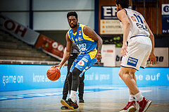 Basketball, bet-at-home Basketball Superliga 2021/22, Platzierungsrunde Spiel 4, Oberwart Gunners, SKN St. Pölten, Kelvin Lewis (1)