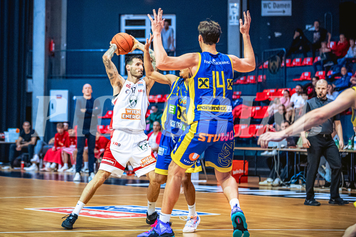 Basketball, Win2Day Superliga 2022/23, Grunddurchgang 16.Runde, BC GGMT Vienna, UBSC Raiffeisen Graz, Ivan Siriscevic (17)