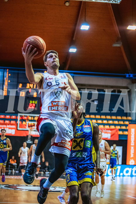 Basketball, Win2Day Superliga 2022/23, Grunddurchgang 16.Runde, BC GGMT Vienna, UBSC Raiffeisen Graz, Bogic Vujosevic (5)