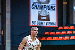 Basketball, Win2Day Superliga 2022/23, Grunddurchgang 16.Runde, BC GGMT Vienna, UBSC Raiffeisen Graz, Stefan Savic (13)