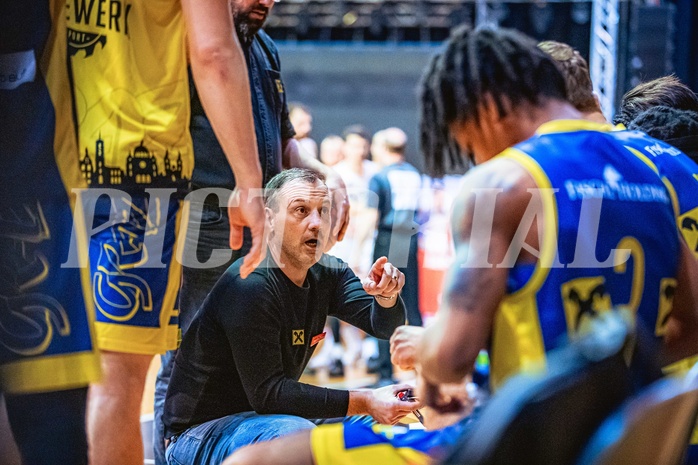 Basketball, Win2Day Superliga 2022/23, Grunddurchgang 16.Runde, BC GGMT Vienna, UBSC Raiffeisen Graz, Ervin Dragsic (Head Coach)