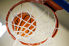 Basketball, Win2Day Superliga 2023/24, Grunddurchgang 3.Runde, Vienna Timberwolves, Oberwart Gunners, feature, ball
