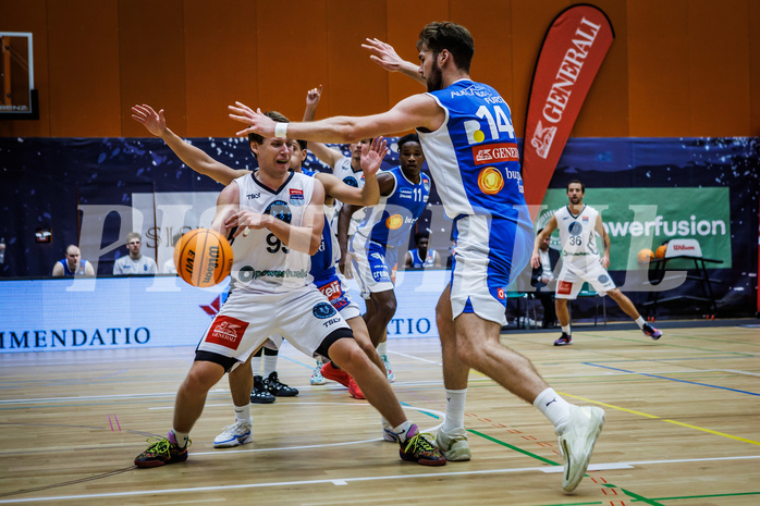 Basketball, Win2Day Superliga 2023/24, Grunddurchgang 3.Runde, Vienna Timberwolves, Oberwart Gunners, Jonas John (99)