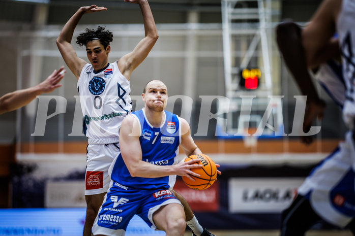 Basketball, Win2Day Superliga 2023/24, Grunddurchgang 3.Runde, Vienna Timberwolves, Oberwart Gunners, Sebastian Käferle (7)