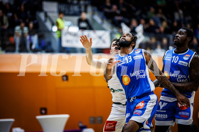 Basketball, Win2Day Superliga 2023/24, Grunddurchgang 3.Runde, Vienna Timberwolves, Oberwart Gunners, Jakob Szkutta (10), Kris Monroe (13)