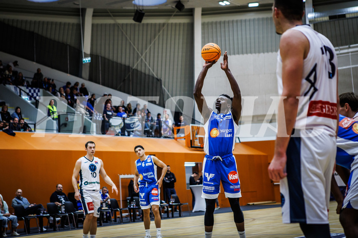Basketball, Win2Day Superliga 2023/24, Grunddurchgang 3.Runde, Vienna Timberwolves, Oberwart Gunners, Shaquille Rombley (5)