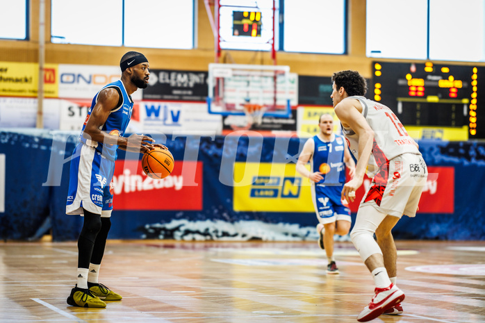 Basketball, win2day Basketball Superliga 2023/24, Halbfinale Spiel 3, Traiskirchen Lions, Oberwart Gunners, Derrek Brooks Jr. (11)