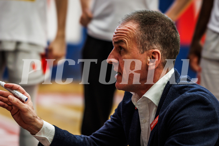 Basketball, win2day Basketball Superliga 2023/24, Halbfinale Spiel 3, Traiskirchen Lions, Oberwart Gunners, Radomir Mijanovic (Head Coach)
