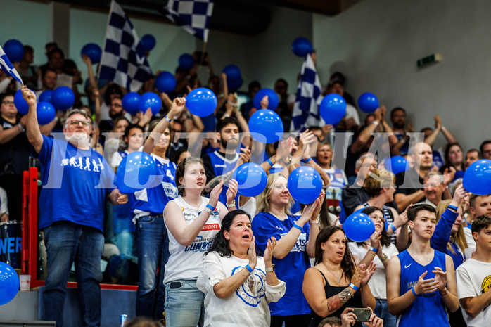 Basketball, win2day Basketball Superliga 2023/24, Halbfinale Spiel 3, Traiskirchen Lions, Oberwart Gunners, #Blue-White Gunfire