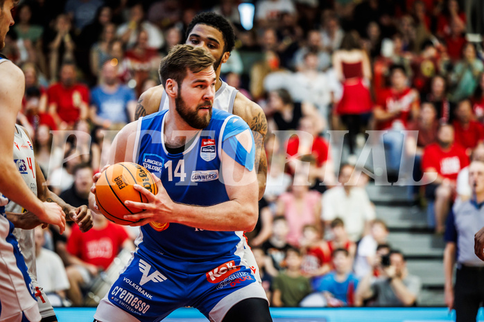 Basketball, win2day Basketball Superliga 2023/24, Halbfinale Spiel 3, Traiskirchen Lions, Oberwart Gunners, Daniel Köppel (14)