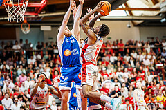 Basketball, win2day Basketball Superliga 2023/24, Halbfinale Spiel 3, Traiskirchen Lions, Oberwart Gunners, Demarcus Demonia (4)