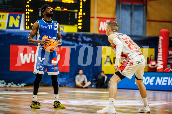 Basketball, win2day Basketball Superliga 2023/24, Halbfinale Spiel 3, Traiskirchen Lions, Oberwart Gunners, Derrek Brooks Jr. (11)