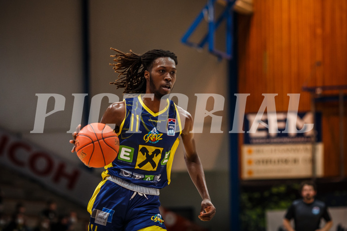 Basketball, bet-at-home Basketball Superliga 2021/22, Platzierungsrunde Spiel 8, Oberwart Gunners, UBSC Graz, Lesly Varner (11)