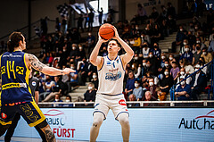 Basketball, bet-at-home Basketball Superliga 2021/22, Platzierungsrunde Spiel 8, Oberwart Gunners, UBSC Graz, Tyler Creammer (10)