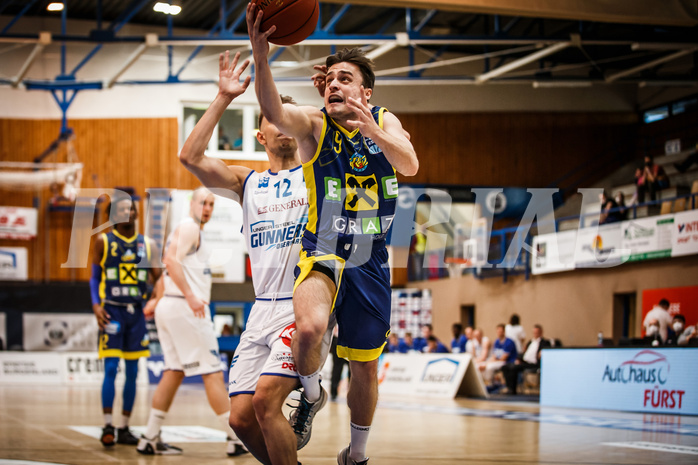 Basketball, bet-at-home Basketball Superliga 2021/22, Platzierungsrunde Spiel 8, Oberwart Gunners, UBSC Graz, Paul Isbetcherian (9)